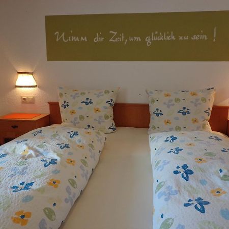 Апартаменты Sterzingerhof Нойштифт-им-Штубайталь Экстерьер фото