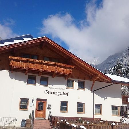 Апартаменты Sterzingerhof Нойштифт-им-Штубайталь Экстерьер фото