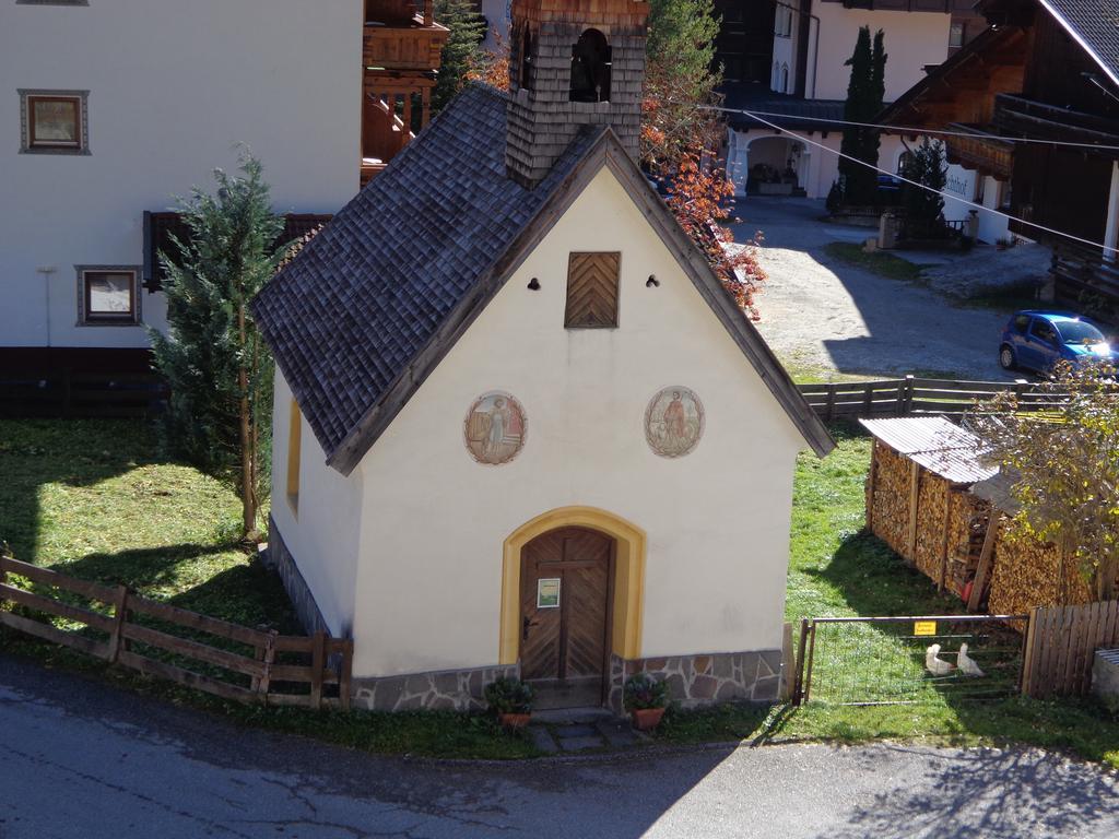 Апартаменты Sterzingerhof Нойштифт-им-Штубайталь Экстерьер фото