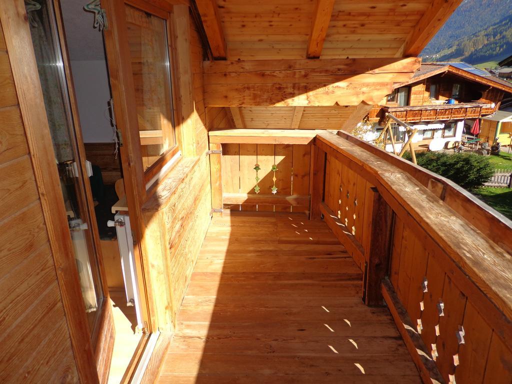 Апартаменты Sterzingerhof Нойштифт-им-Штубайталь Экстерьер фото